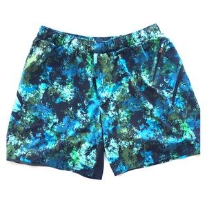 Preowned Lululemon Surge 7” Large linerless short